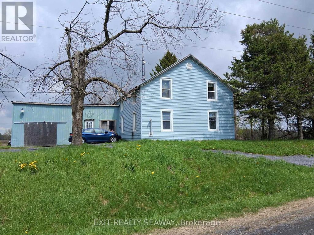 4725 12th Road, South Stormont
