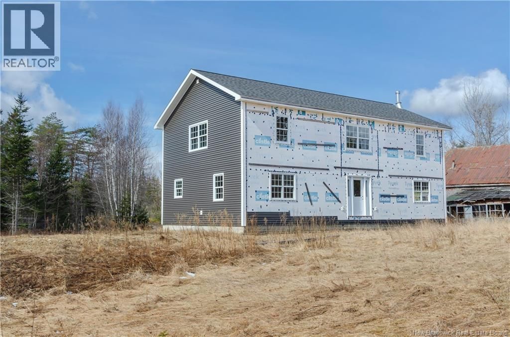 425 Route 745, Oak Hill