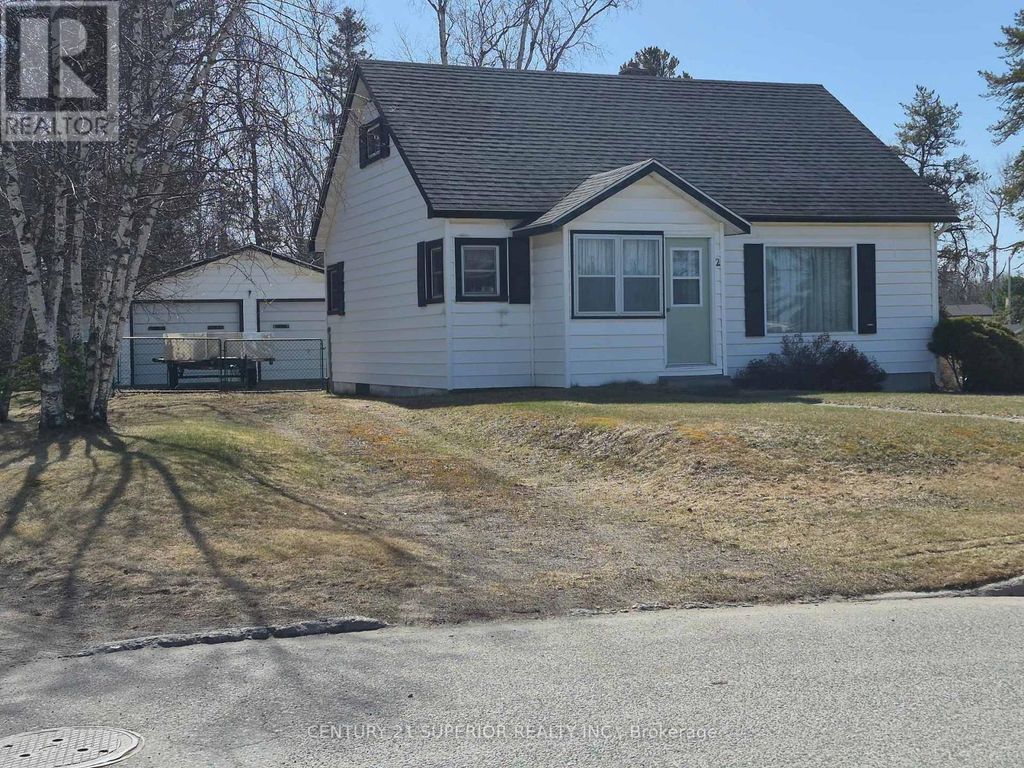 2 Laurier Ave, Terrace Bay (tb-92)