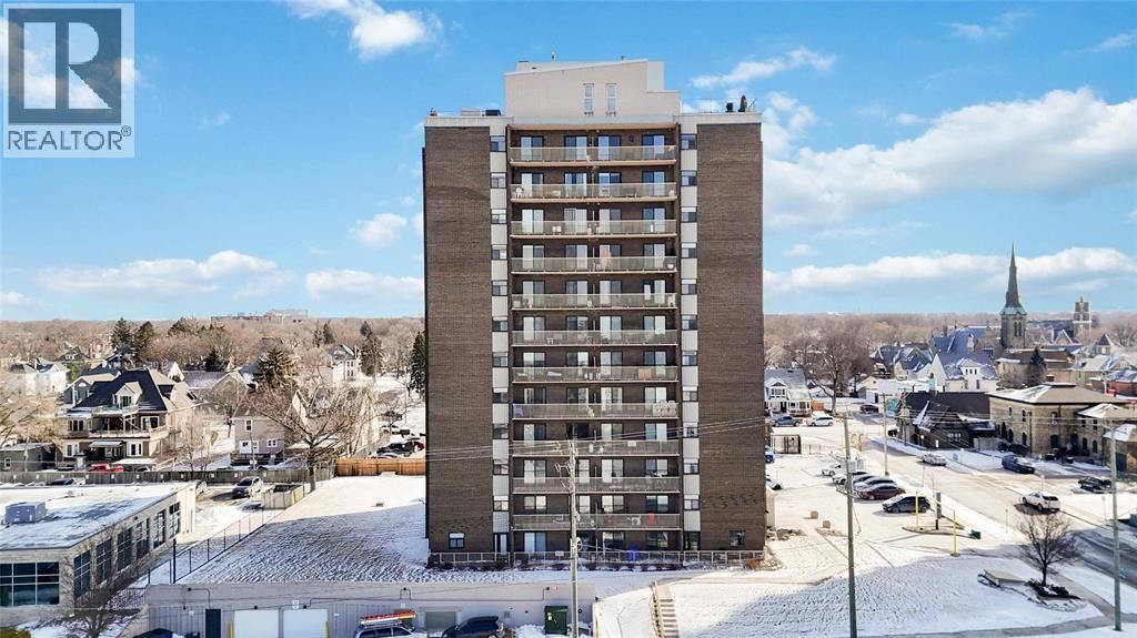 10 Derby Lane Unit# 1104, Sarnia