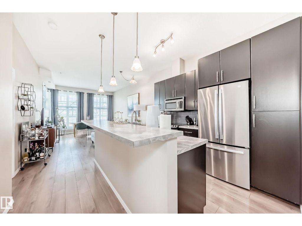 #216 10531 117 St Nw, Edmonton