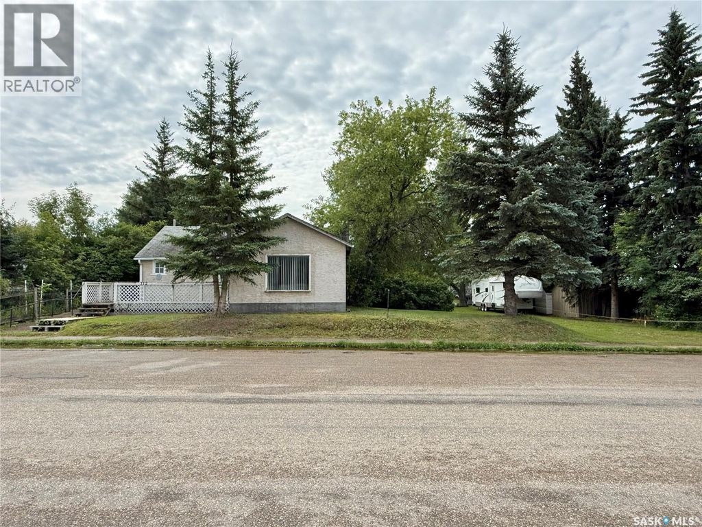 112 1st Street W, Shell Lake