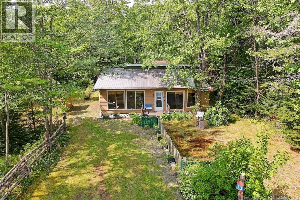 13 Mills Crescent, Mill Cove