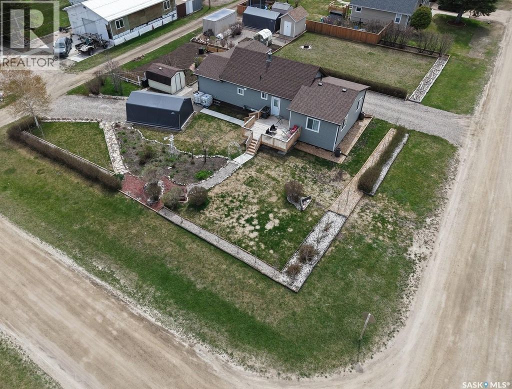 302 Rustad Avenue, White Fox