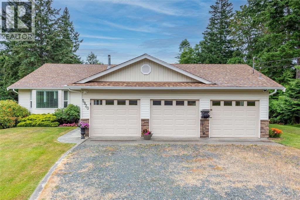 5920 Mosley Rd, Courtenay