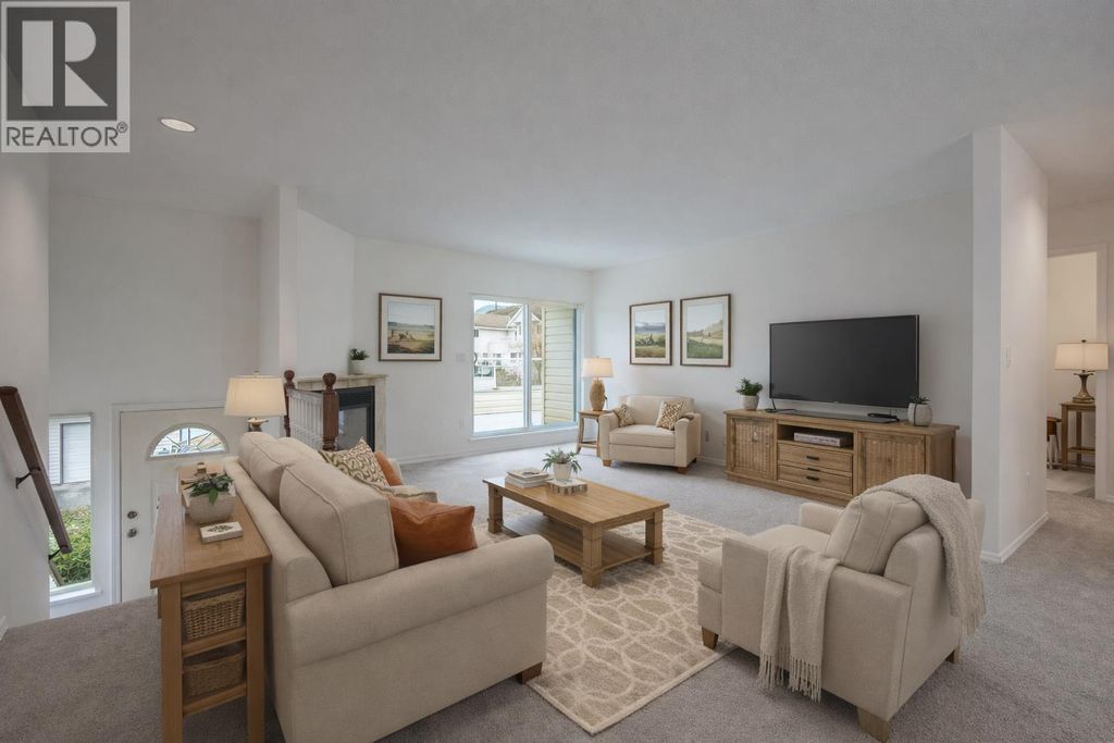18 5610 Trail Avenue, Sechelt