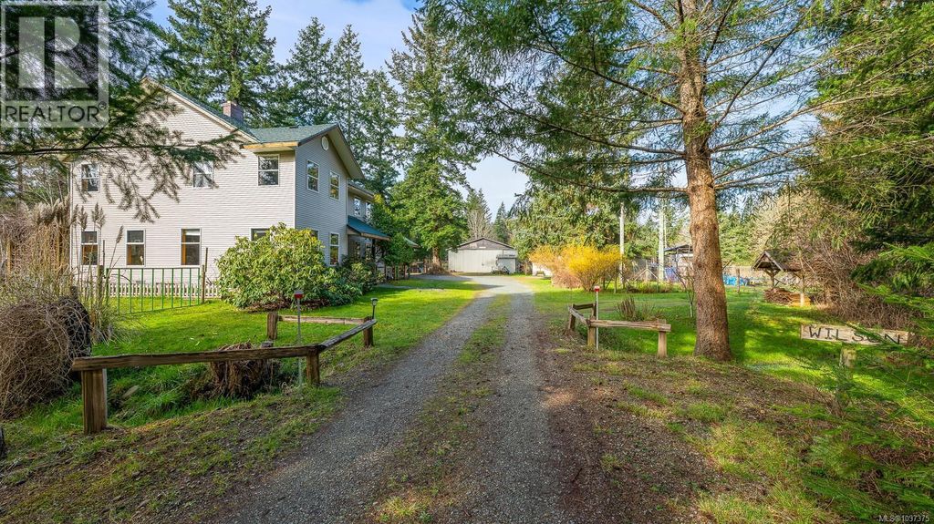 2187 May Rd, Courtenay