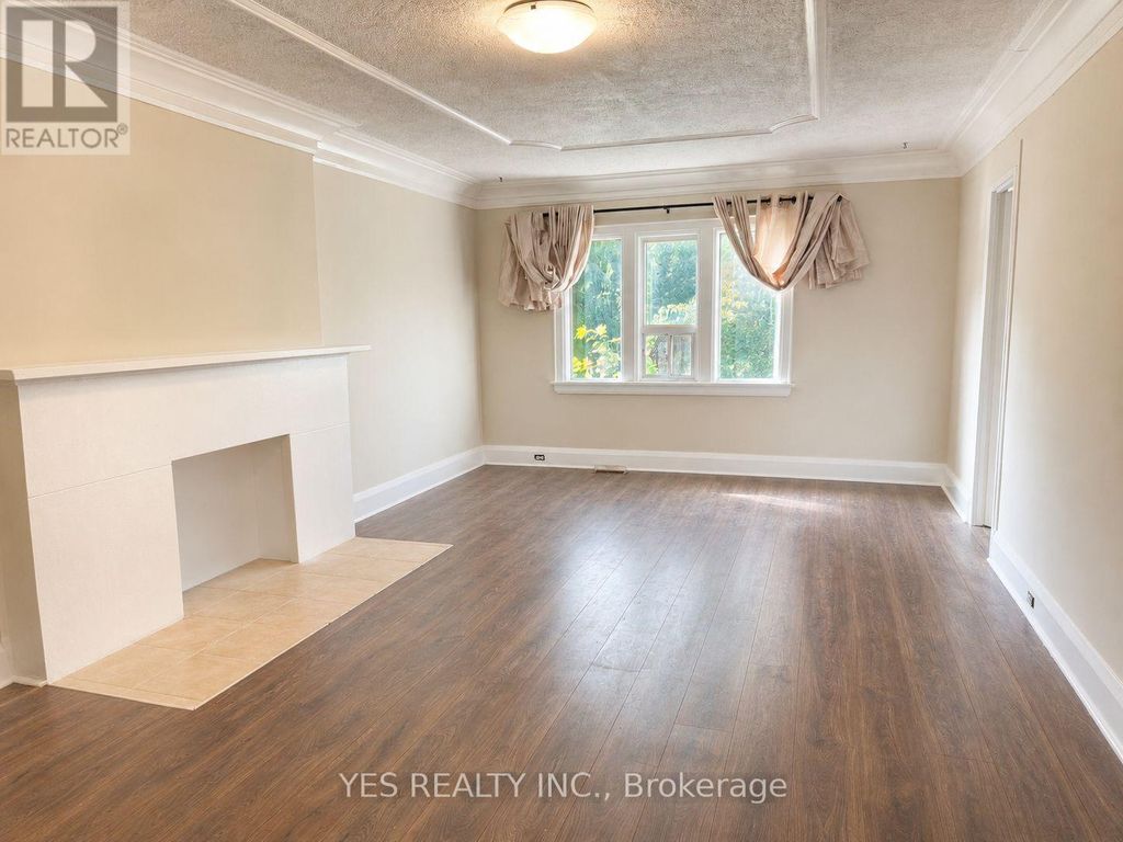 199 North Service Road, Mississauga (cooksville)