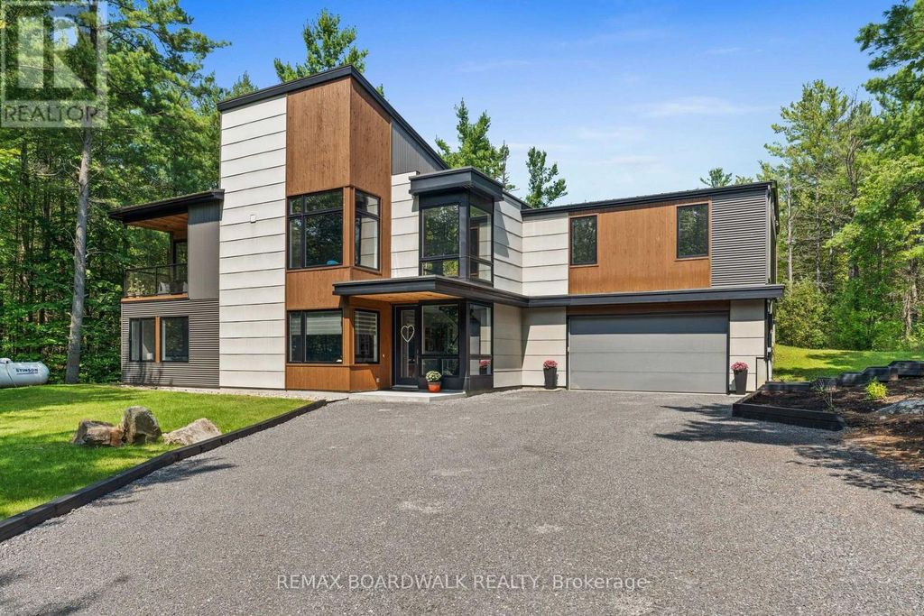 108 Edith Margaret Place, Ottawa