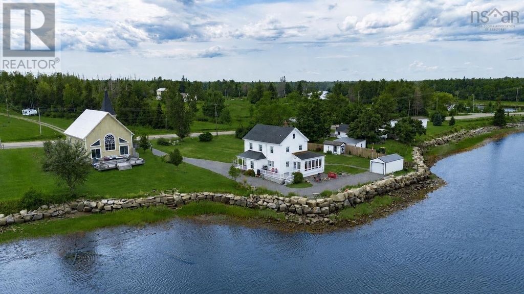 13291 Highway 6, Wallace Bridge