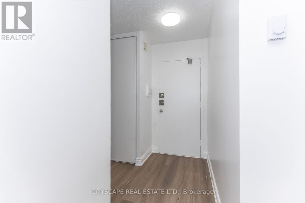 1005 - 940 Caledonia Road, Toronto (yorkdale-Glen Park)