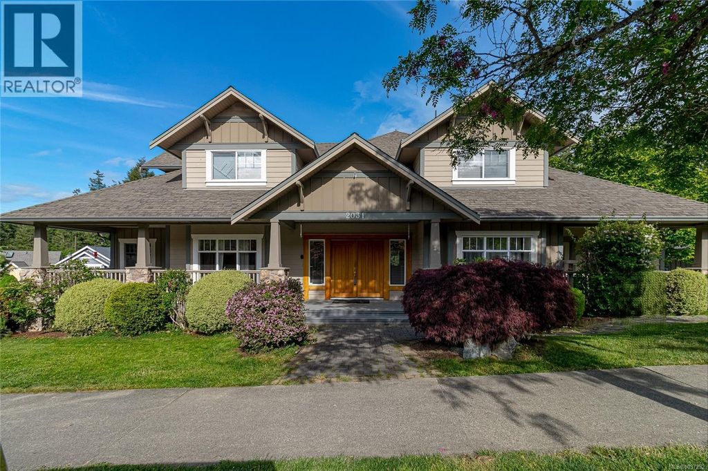 2031 Troon Crt, Langford
