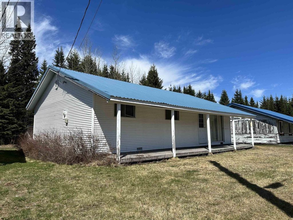 629 A Road, Canim Lake