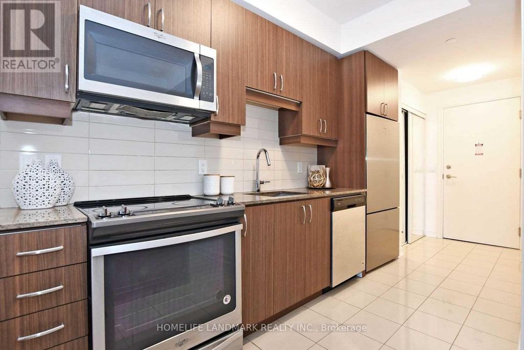 Nw-201 - 9201 Yonge Street, Richmond Hill (langstaff)