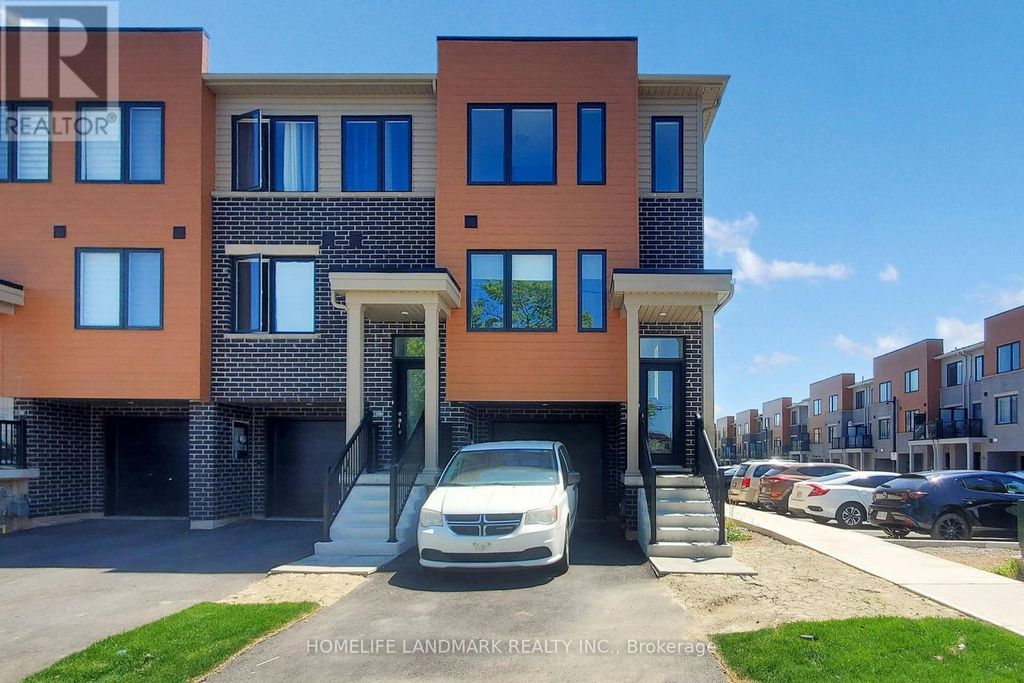 2 Reid Avenue N, Hamilton (mcquesten)