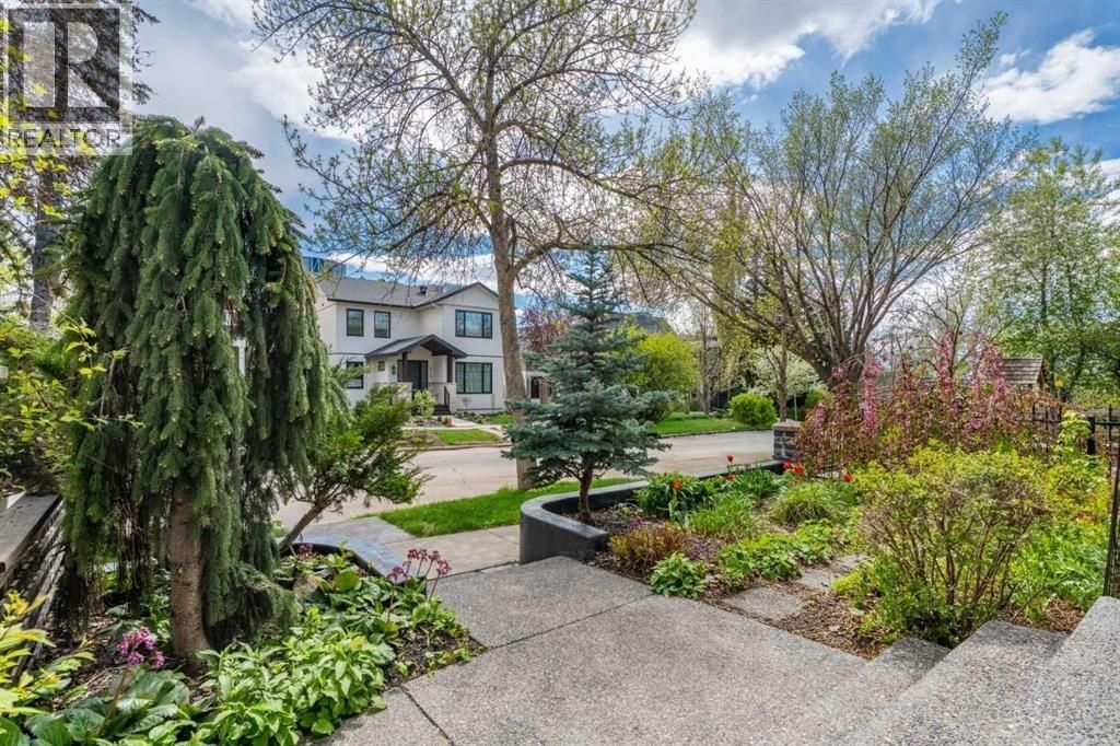 216 4 Avenue Ne, Calgary