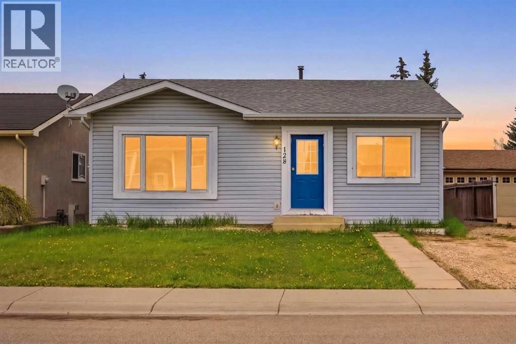 128 Ridgegate Way Sw, Airdrie