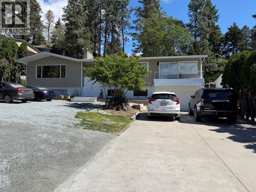 647 Clifton Road, Kelowna