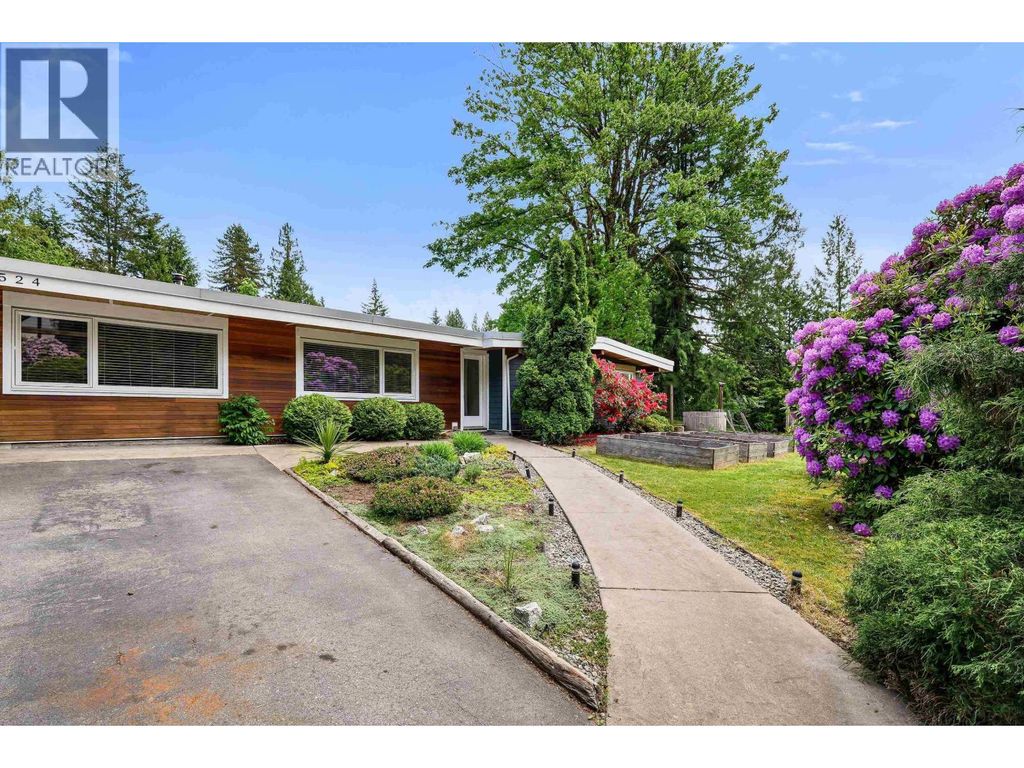 40524 N Highlands Way, Squamish
