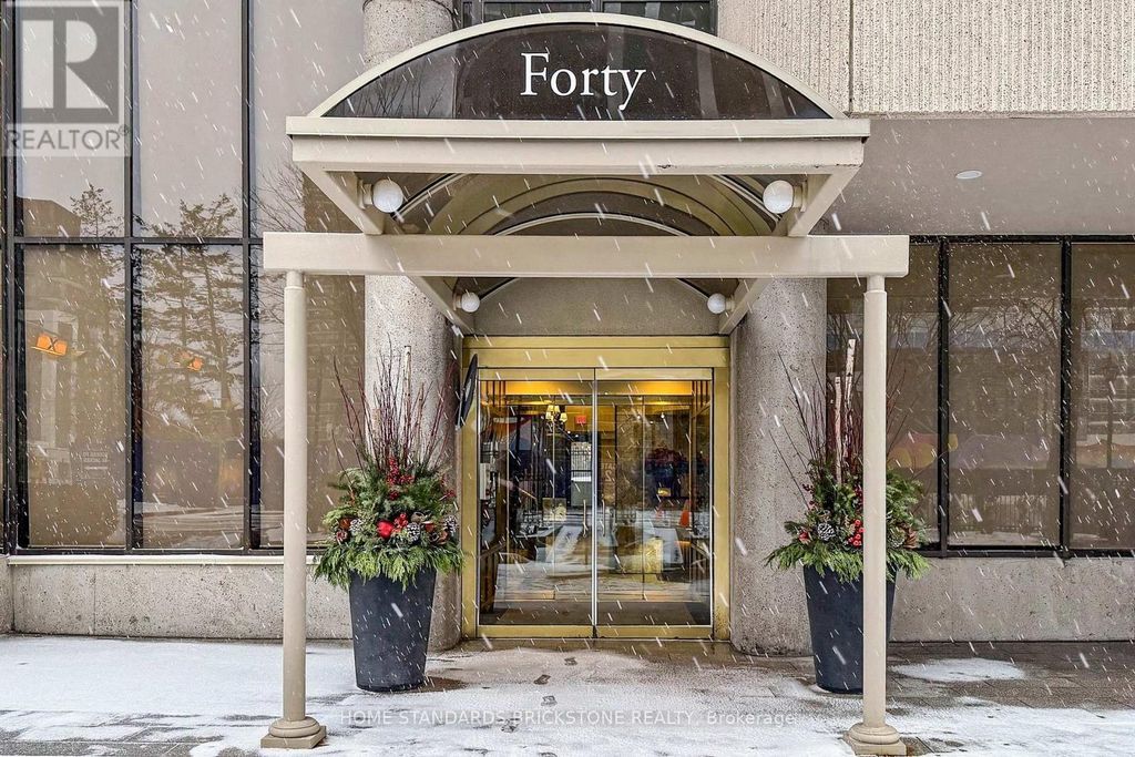 1001 - 40 Rosehill Avenue, Toronto (rosedale-Moore Park)