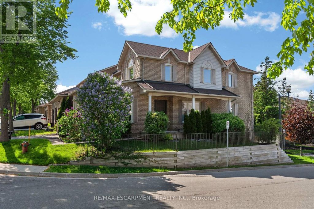 19 - 11 Pirie Drive, Hamilton (dundas)