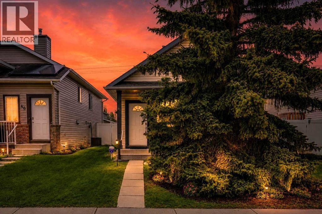 42 Harvest Rose Circle Ne, Calgary