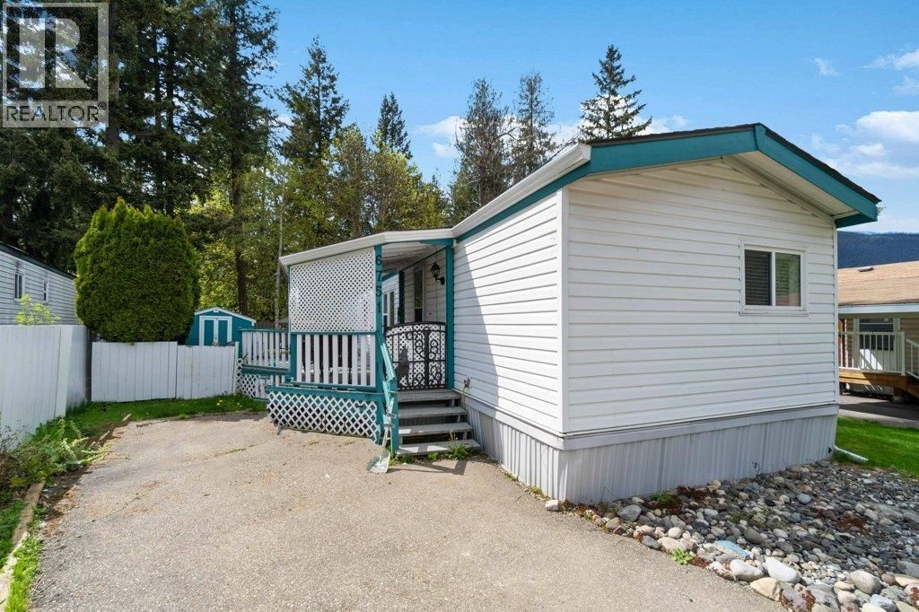 6751 51 Street Ne, Salmon Arm
