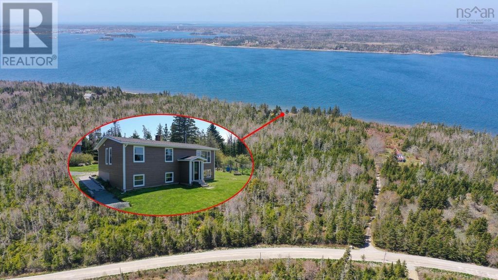 572 Rockland Road, Rockland