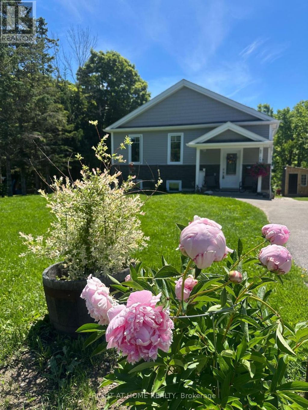 15204 Highway 12 Highway, Tay