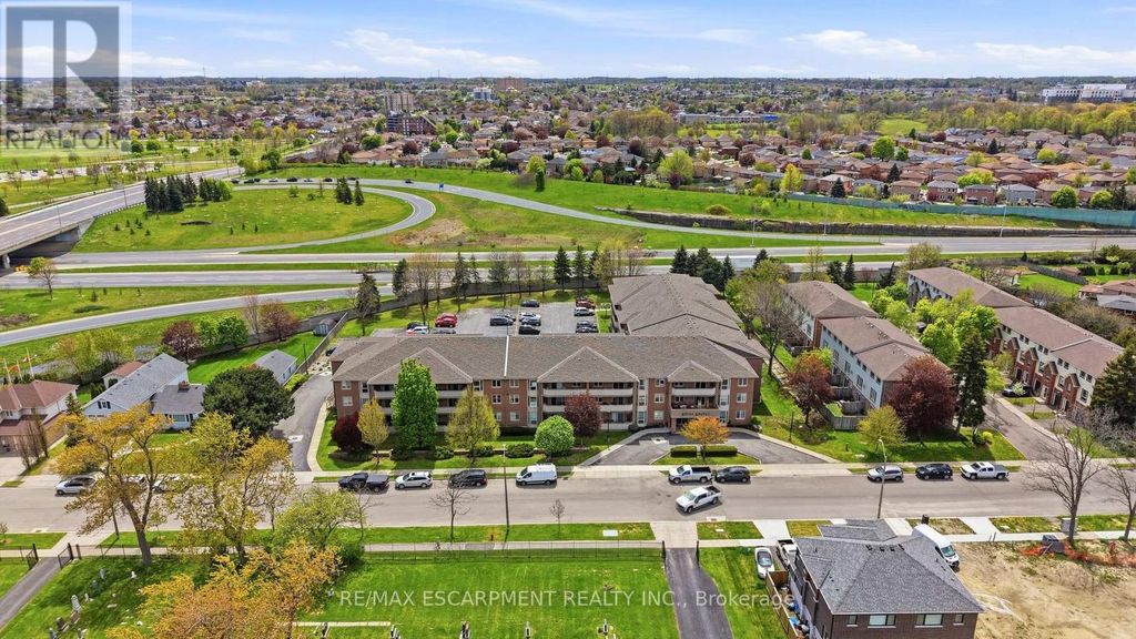 303 - 416 Limeridge Road, Hamilton (bruleville)