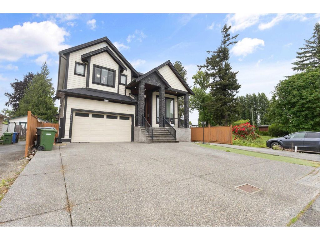 33827 Mayfair Avenue, Abbotsford