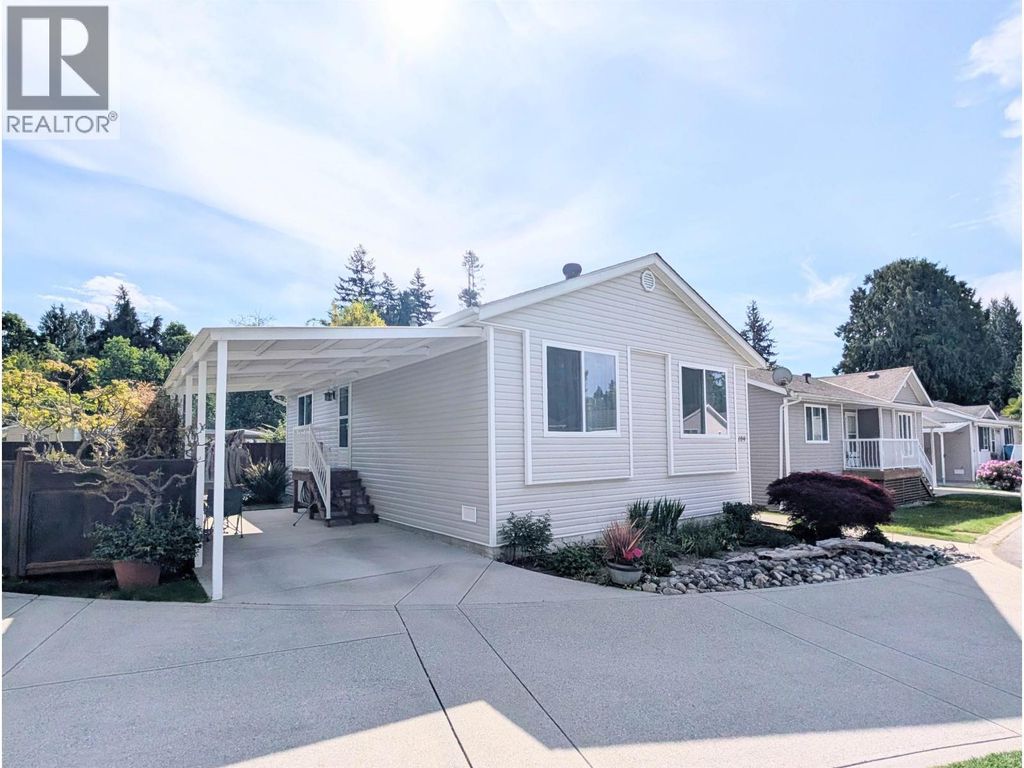 109 4510 Sunshine Coast Highway, Sechelt