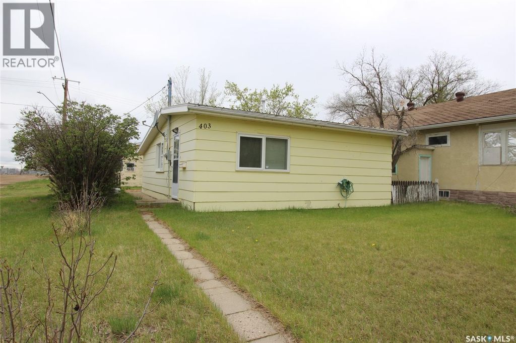 403 4th Street W, Shaunavon