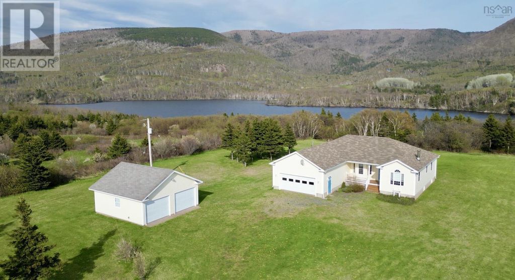 13540 Cabot Trail Road, Grand Étang