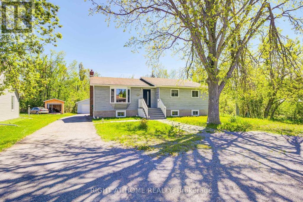 43 West Street, Kawartha Lakes (bobcaygeon)