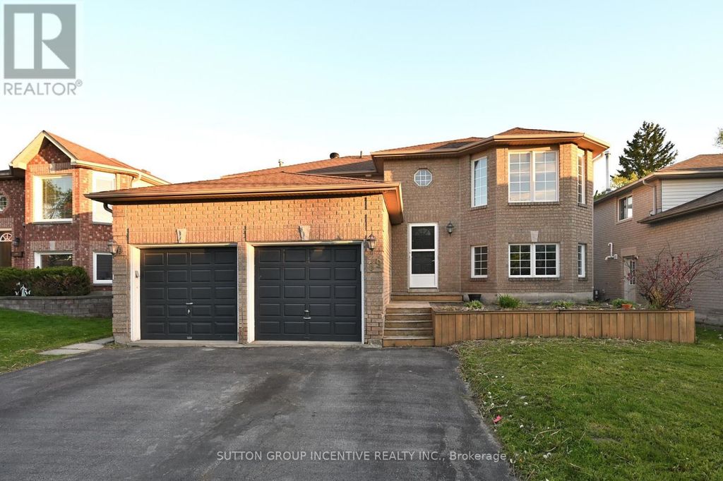 Upper - 39 Jones Drive, Barrie (grove East)