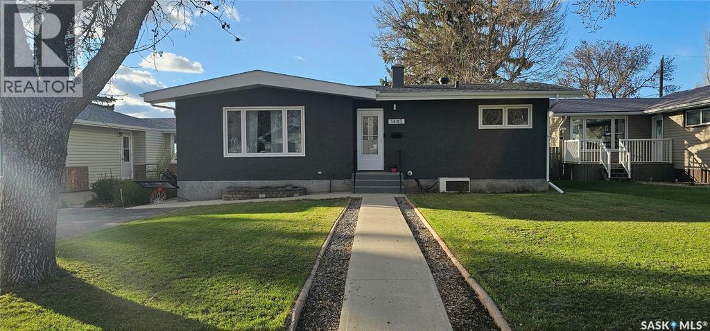 1445 Ashley Drive, Swift Current