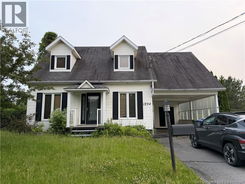 1234 Principale Street, Saint-Basile