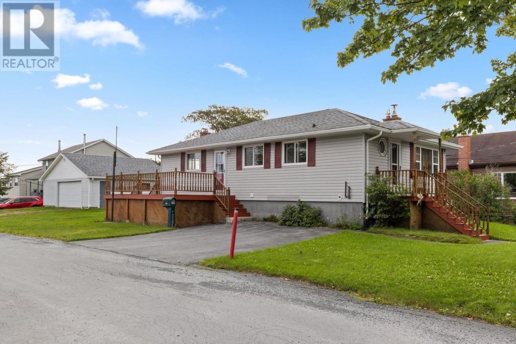 720 Herring Cove Road, Herring Cove