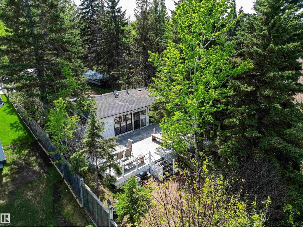 32 Marine Drive, Rural Parkland County
