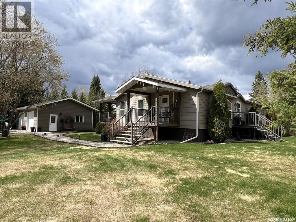 208 2nd Avenue Se, Dorintosh