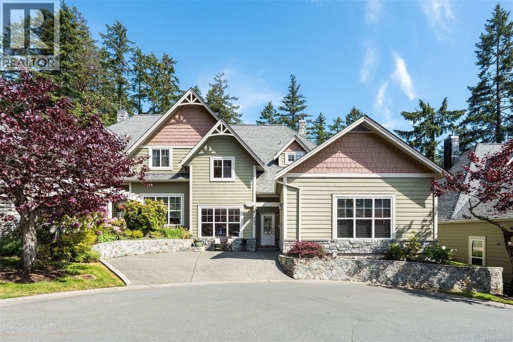 103 945 Bear Mountain Pkwy, Langford