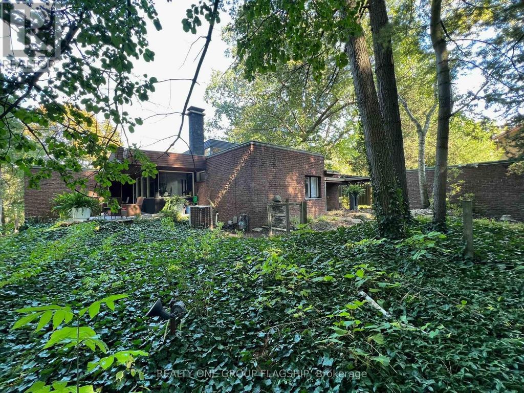 1379 Clarkson Road N, Mississauga (clarkson)
