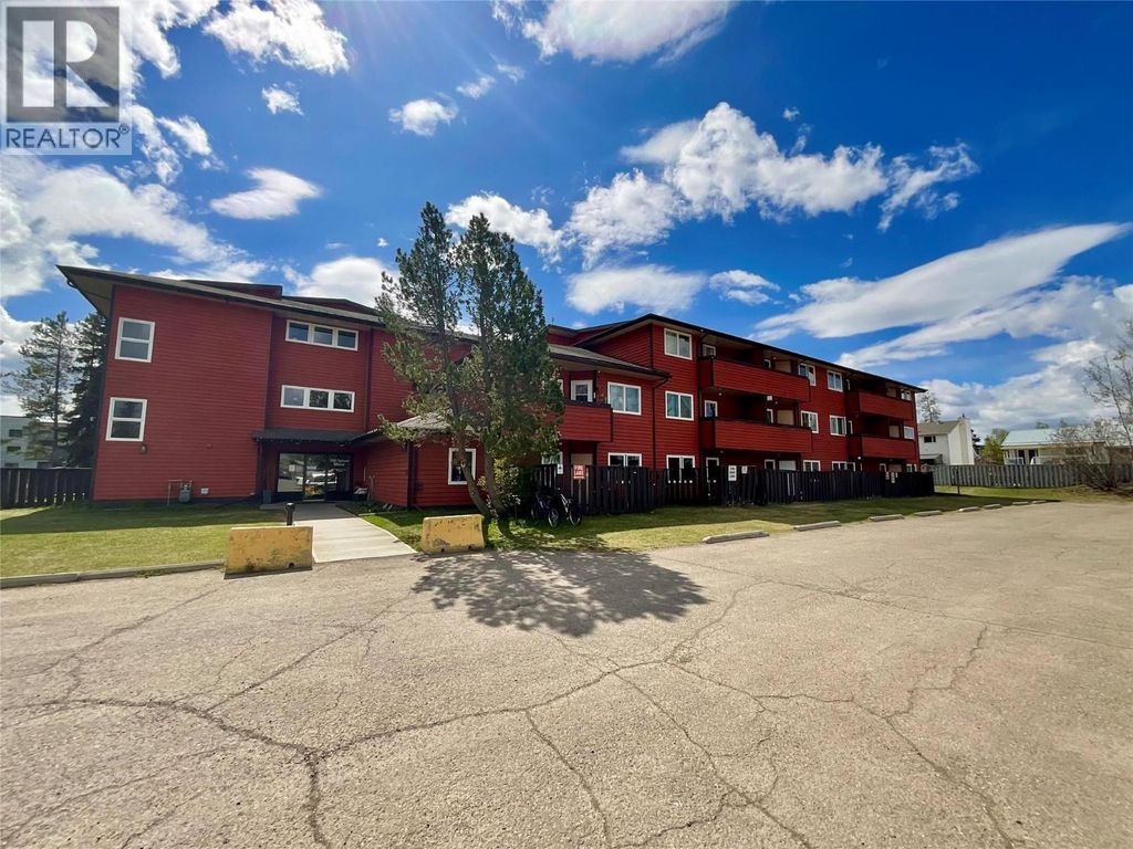 108 Spruce Avenue Unit# 315, Tumbler Ridge