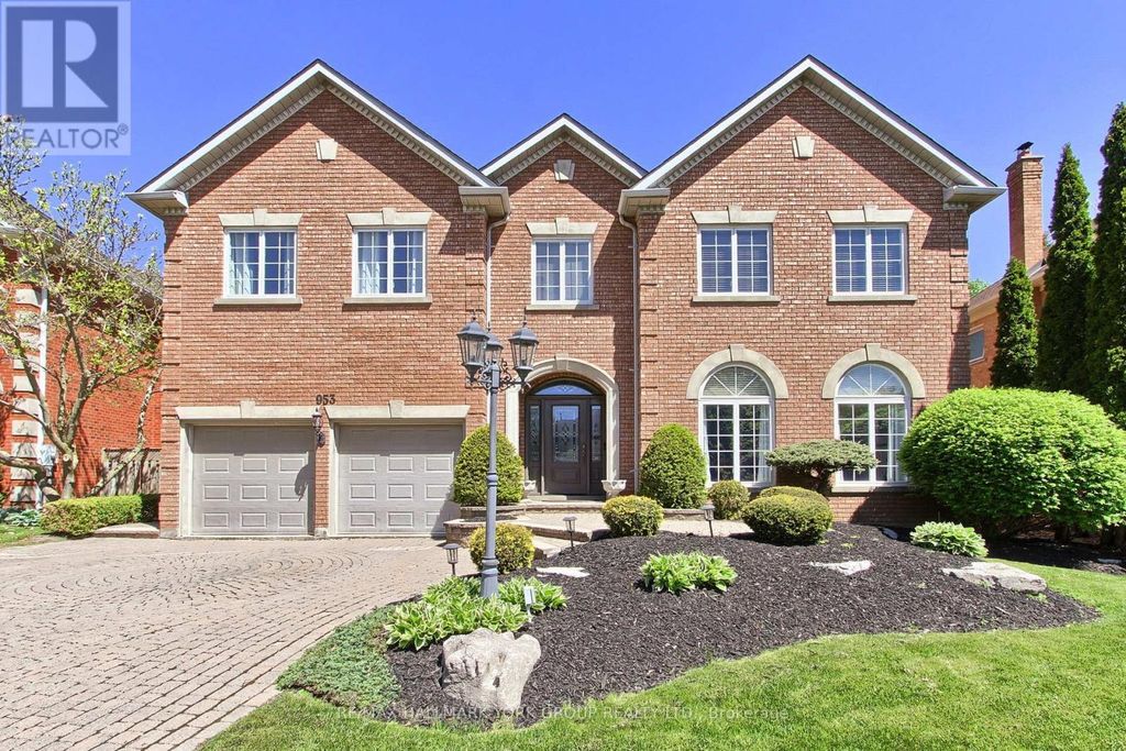 953 Damascus Court, Newmarket (stonehaven-Wyndham)