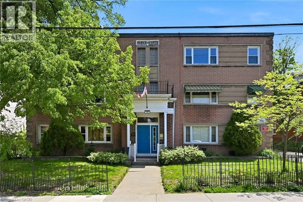 137 Emerald Street S Unit# 28, Hamilton