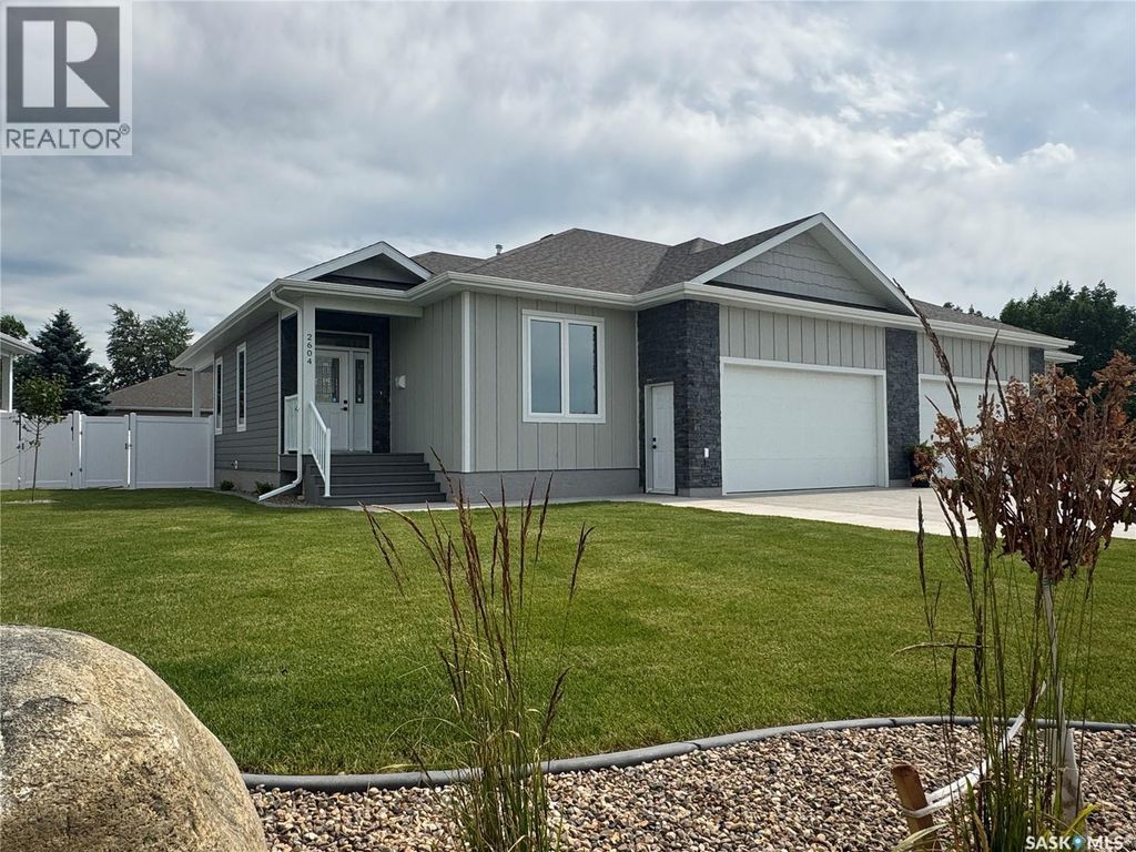 2604 Sandpiper Road, North Battleford