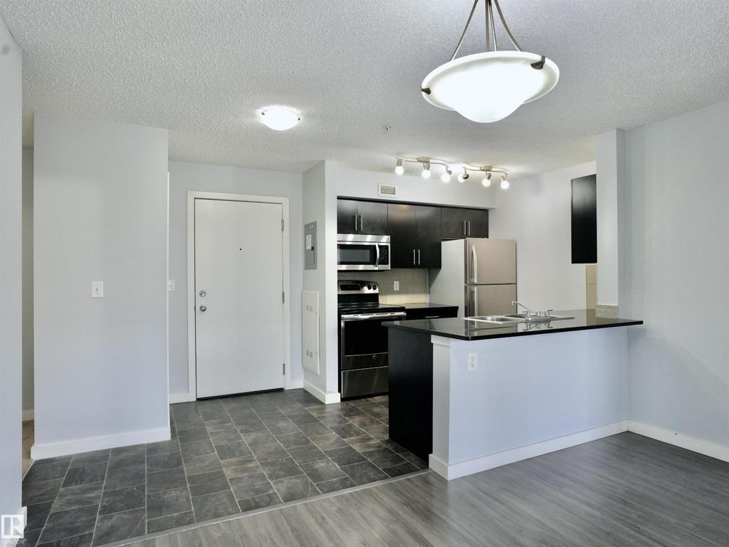#320 5816 Mullen Pl Nw, Edmonton