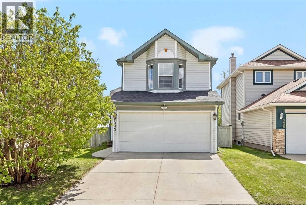 242 Hidden Spring Mews Nw, Calgary