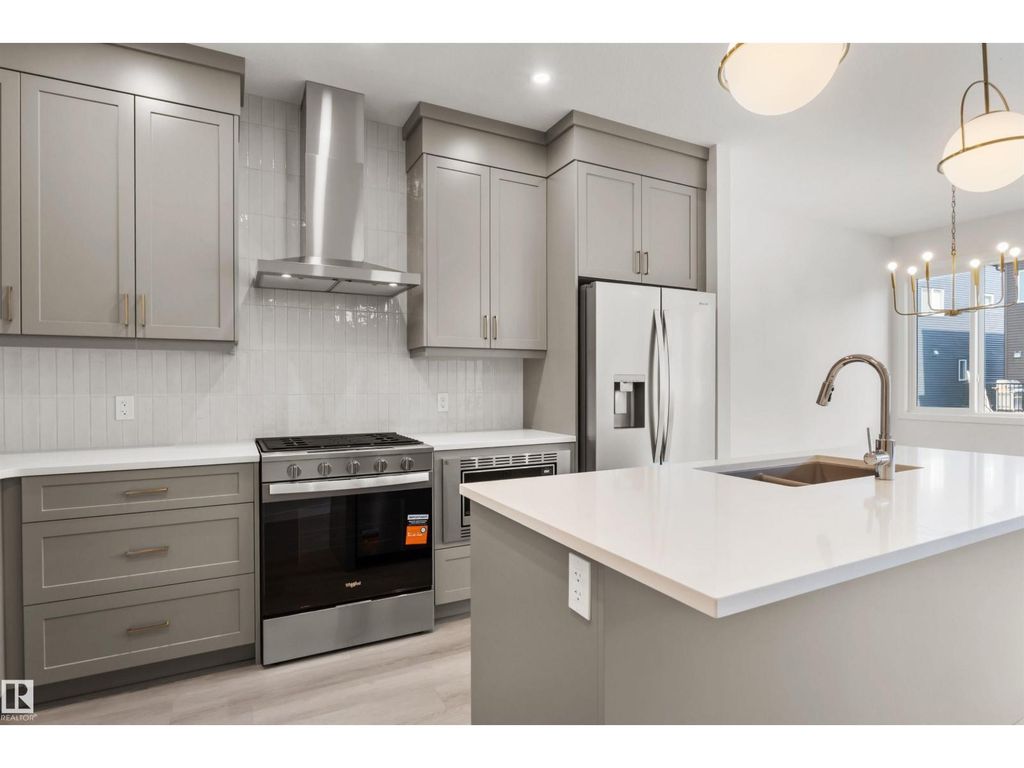 2376 Muckleplum Wy Sw, Edmonton